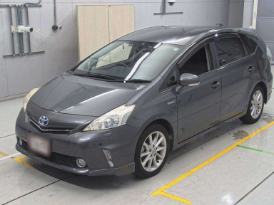 2013 Toyota Prius alpha