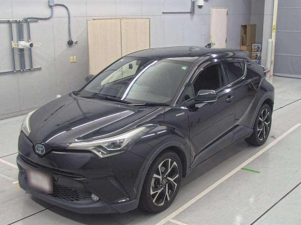 2017 Toyota C-HR ZYX10[0]