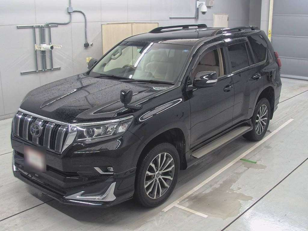 2017 Toyota Land Cruiser Prado GDJ150W[0]