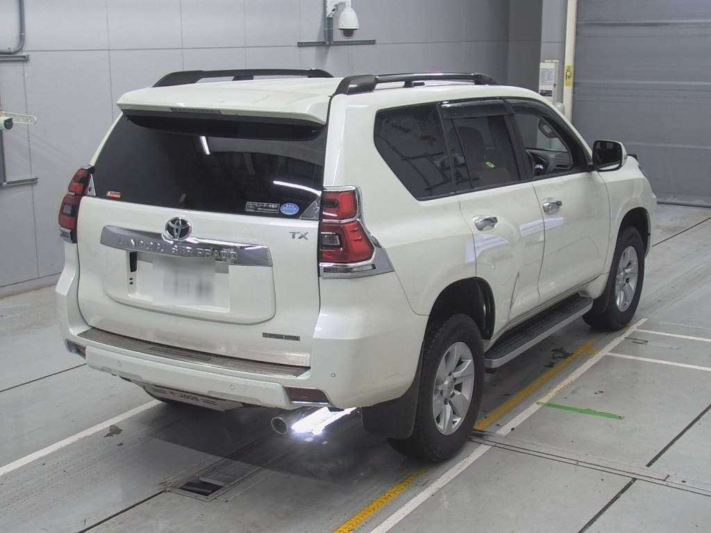 2019 Toyota Land Cruiser Prado TRJ150W[1]