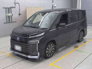 2024 Toyota Voxy