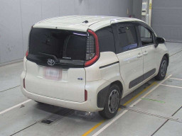 2022 Toyota Sienta