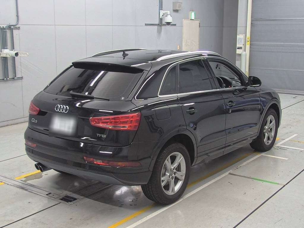 2016 Audi Q3 8UCZD[1]