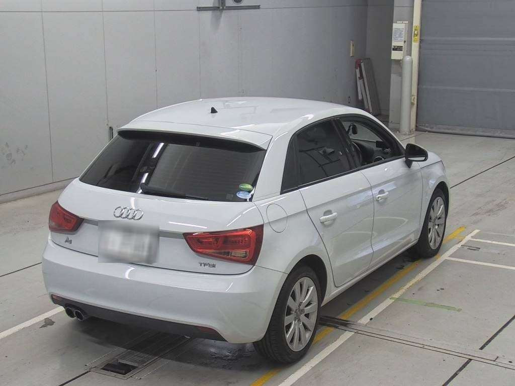 2014 Audi A1 Sportback 8XCAX[1]