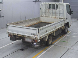 2005 Toyota Dyna Truck