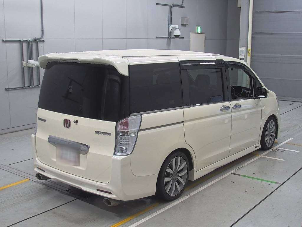 2011 Honda Step WGN Spada RK5[1]