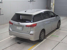 2012 Toyota Wish