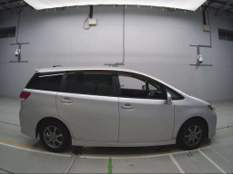 2012 Toyota Wish