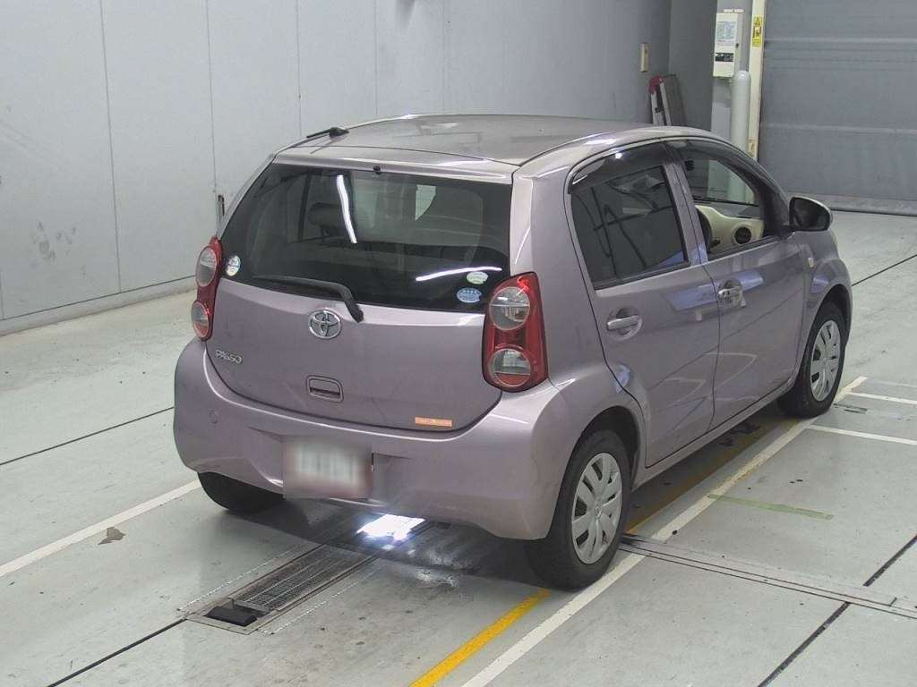 2011 Toyota Passo NGC30[1]