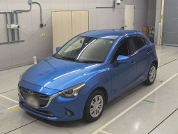 2015 Mazda Demio