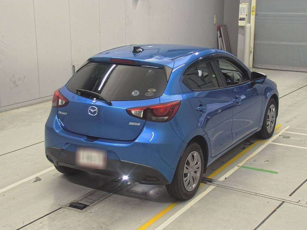 2015 Mazda Demio DJ3FS[1]