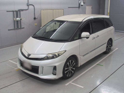 2013 Toyota Estima