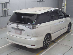 2013 Toyota Estima