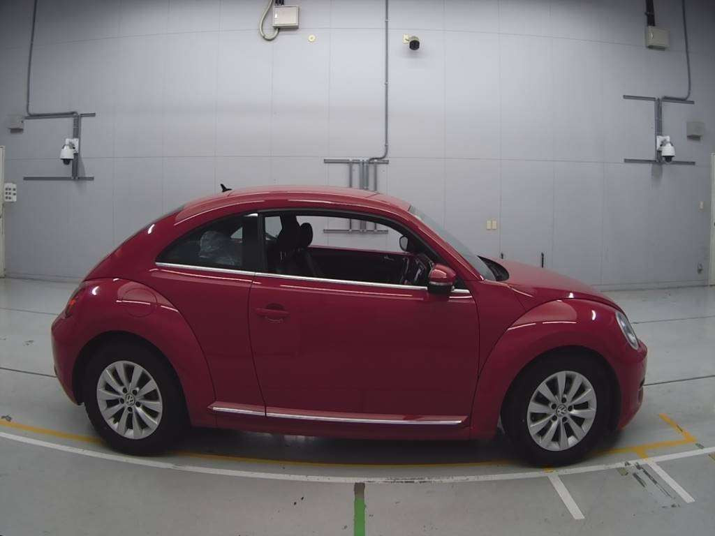 2013 Volkswagen Beetle 16CBZ[2]