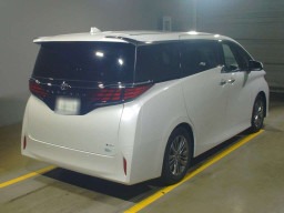 2024 Toyota Alphard Hybrid