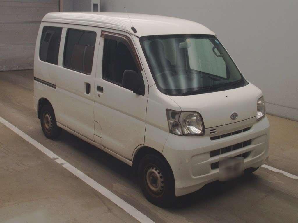 2016 Daihatsu Hijet Cargo S321V[2]