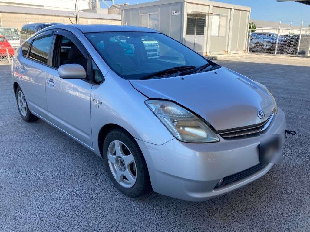 2006 Toyota Prius NHW20[2]