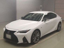 2021 Lexus IS