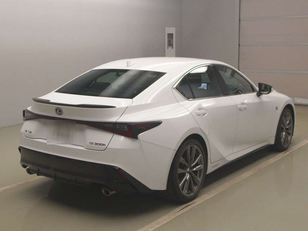 2021 Lexus IS AVE30[1]