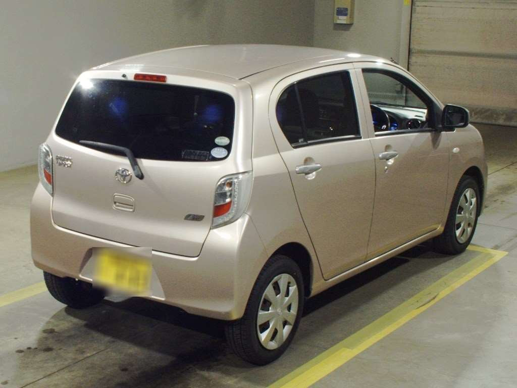 2015 Toyota Pixis Epoch LA310A[1]