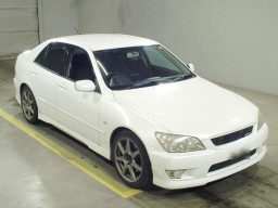 2003 Toyota Altezza