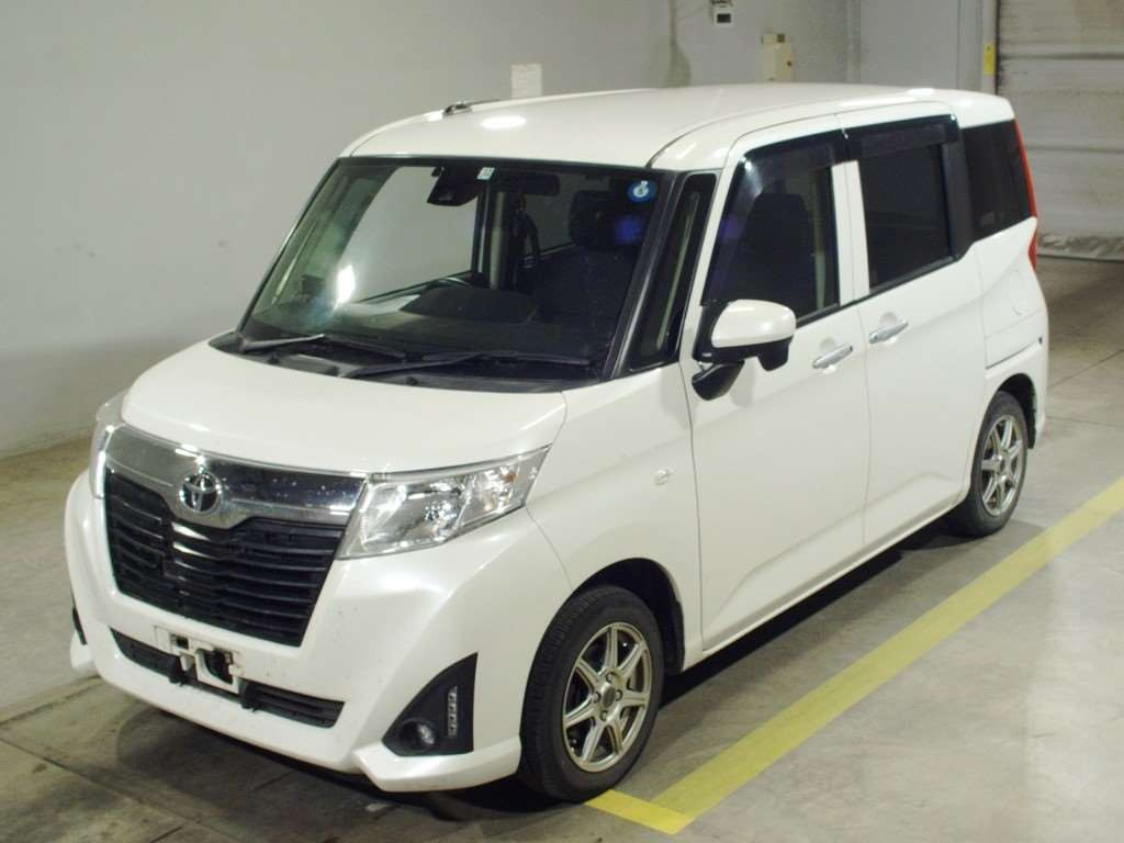 2017 Toyota Roomy M910A[0]