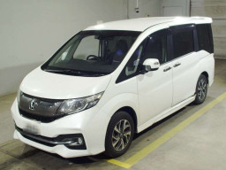 2017 Honda Step WGN Spada