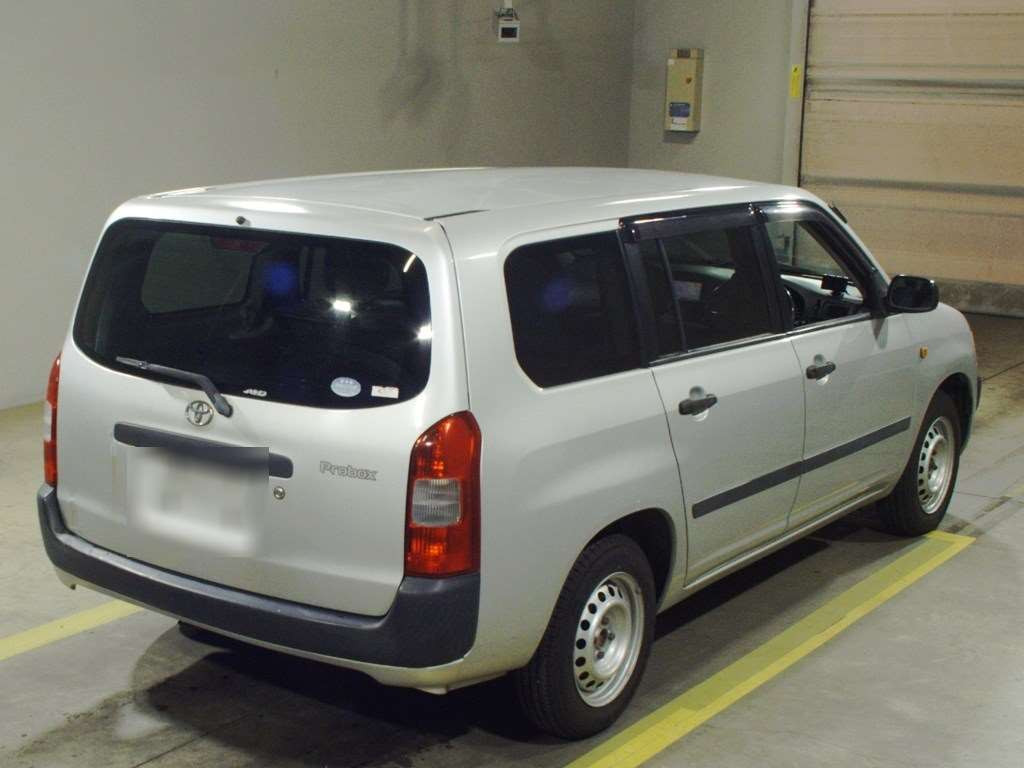 2009 Toyota Probox Wagon NCP59G[1]