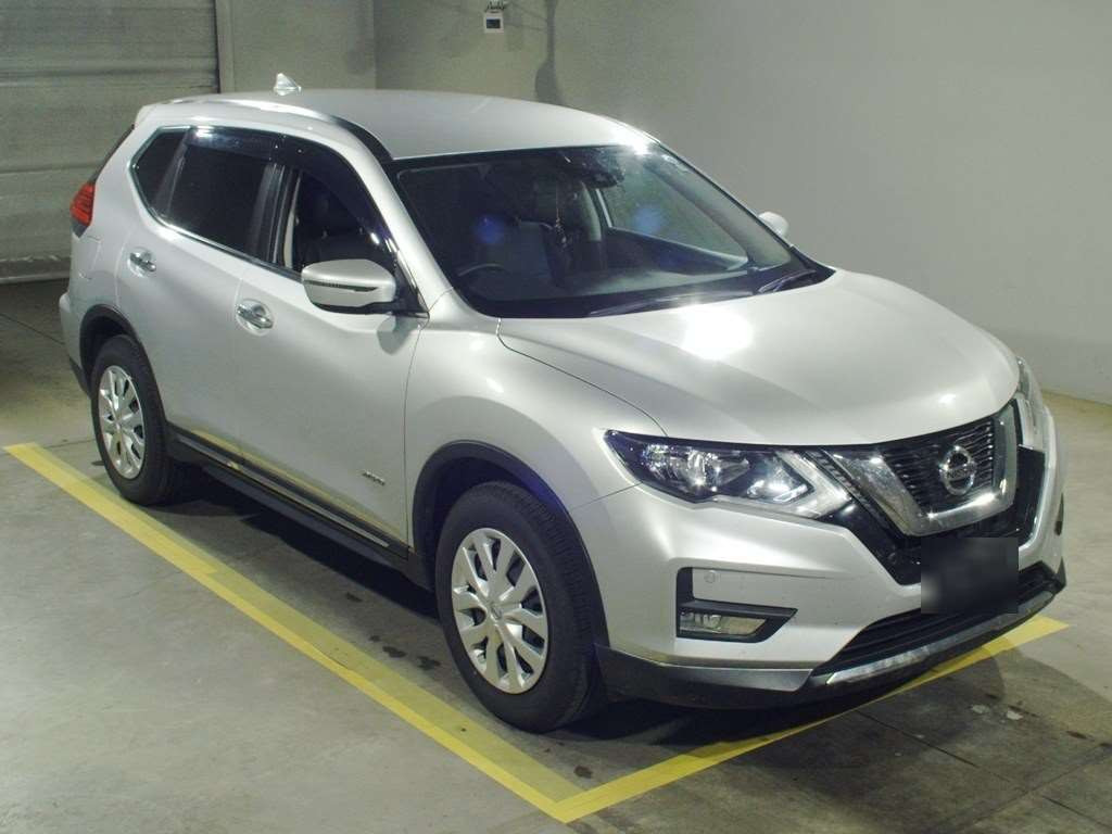 2019 Nissan X-Trail HNT32[2]