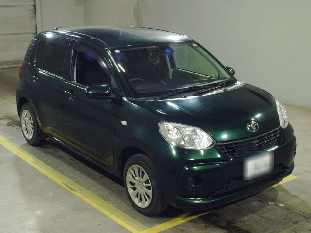 2016 Toyota Passo M700A[2]