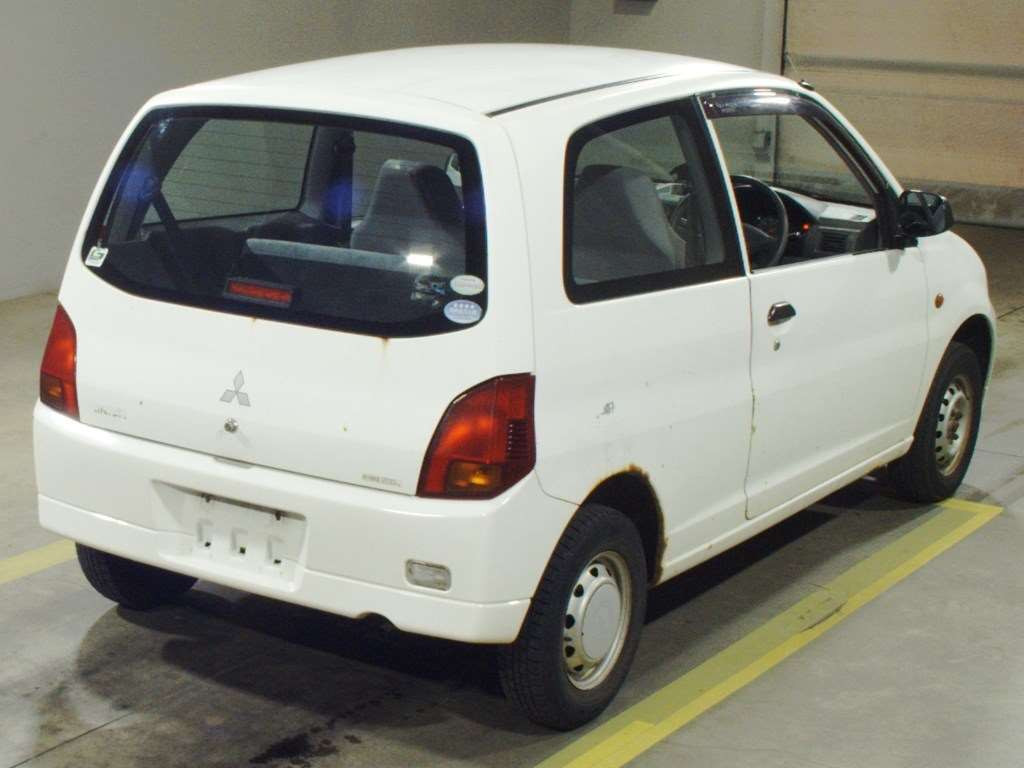 2010 Mitsubishi Minica H42V[1]