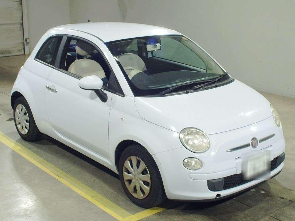 2010 Fiat 500 31212[2]