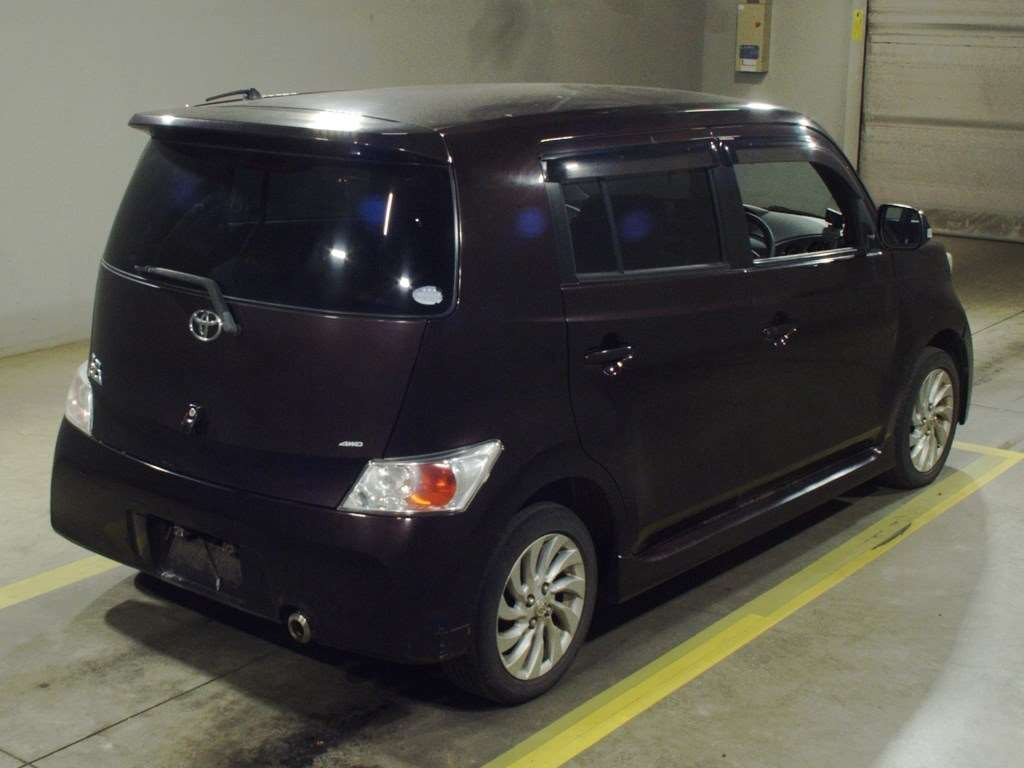 2011 Toyota bB QNC25[1]