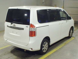 2008 Toyota Noah