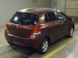 2010 Toyota Vitz