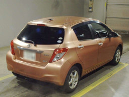 2011 Toyota Vitz