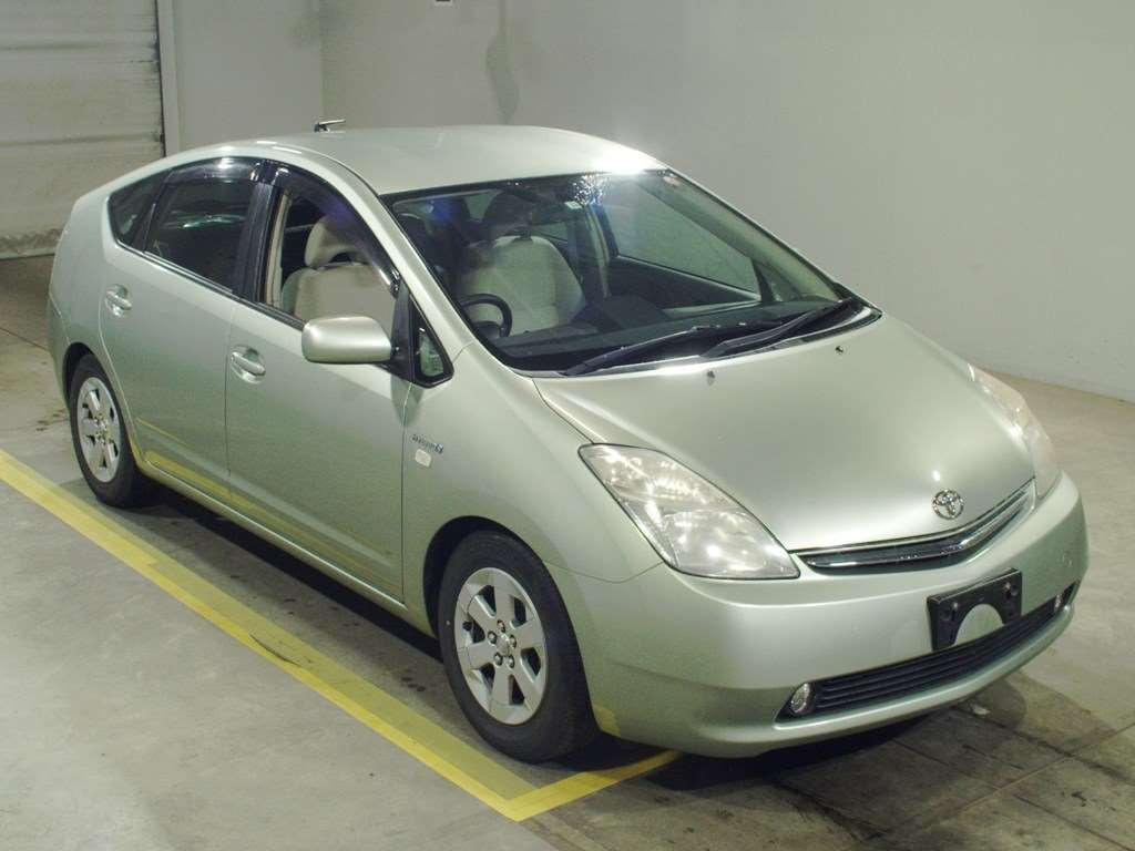 2007 Toyota Prius NHW20[2]