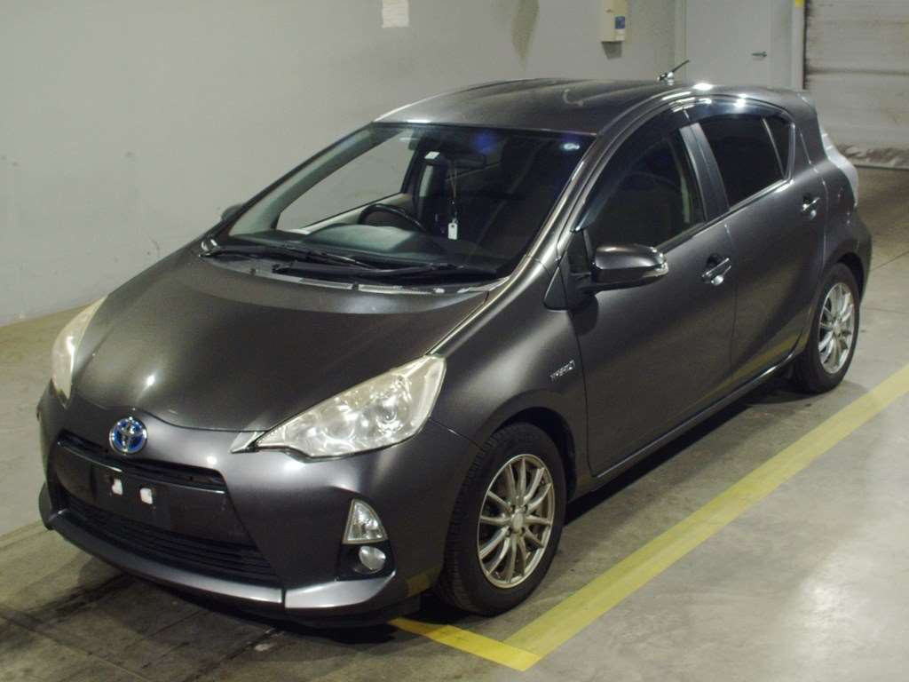 2012 Toyota Aqua NHP10[0]