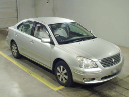 2004 Toyota Premio