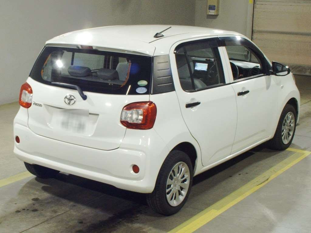 2016 Toyota Passo M700A[1]