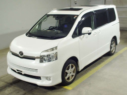 2008 Toyota Voxy