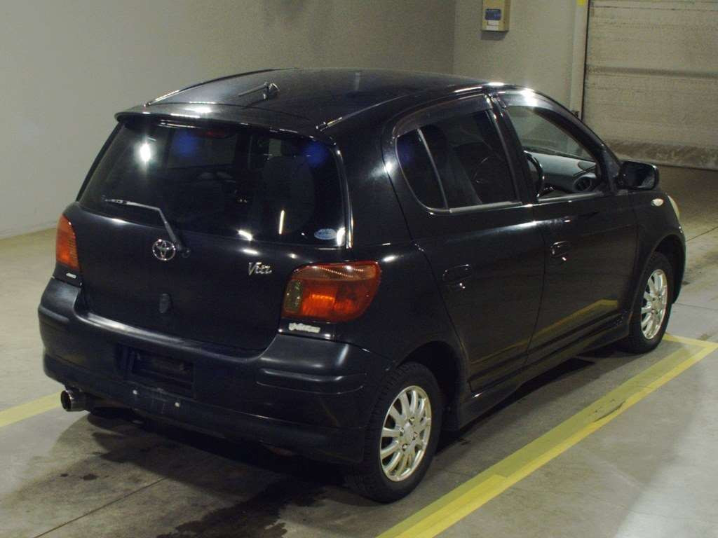 2003 Toyota Vitz NCP15[1]