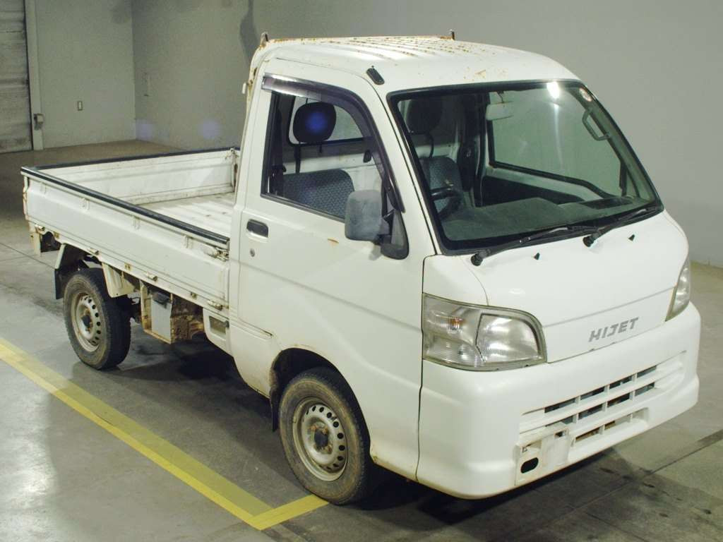 2011 Daihatsu Hijet Truck S211P[2]