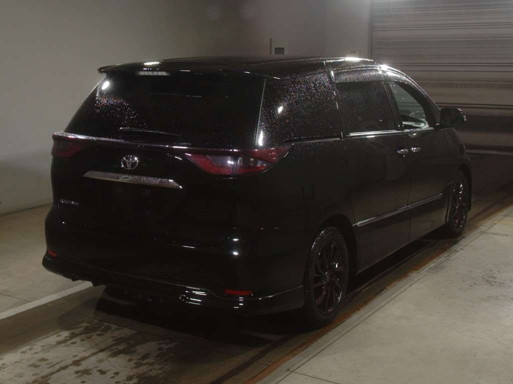 2019 Toyota Estima ACR50W[1]