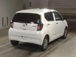 2017 Daihatsu Mira es