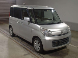 2013 Suzuki Spacia