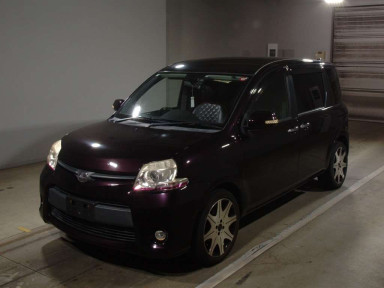 2011 Toyota Sienta