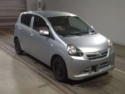 2011 Daihatsu Mira es