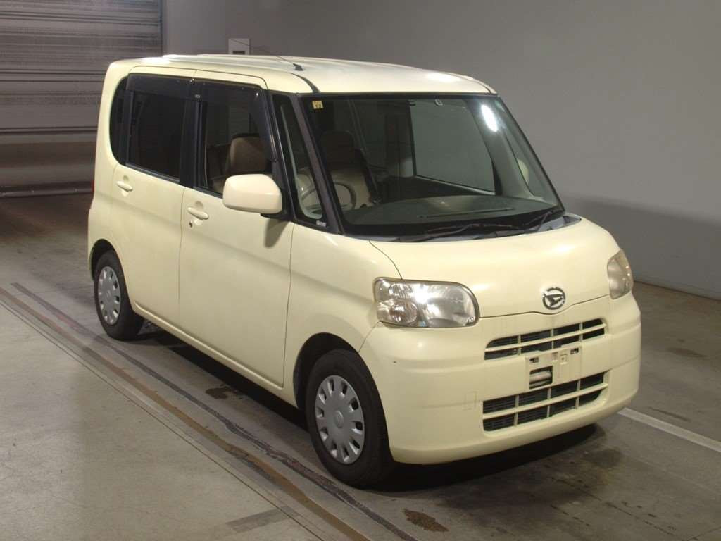 2009 Daihatsu Tanto L375S[2]