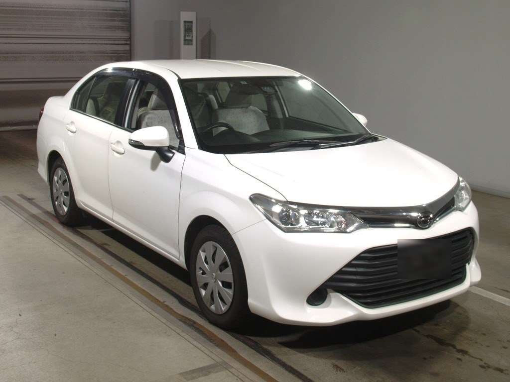 2017 Toyota Corolla Axio NRE161[2]